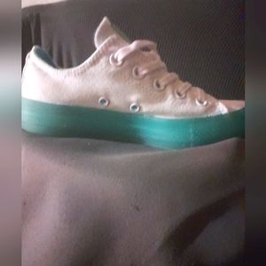 NWOT! Converse